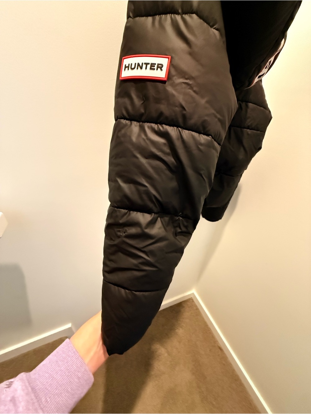 Hunter Interpreted Short (Waist Length) Quilted Hooded Puffer - Size S / M - Picture 5 of 8